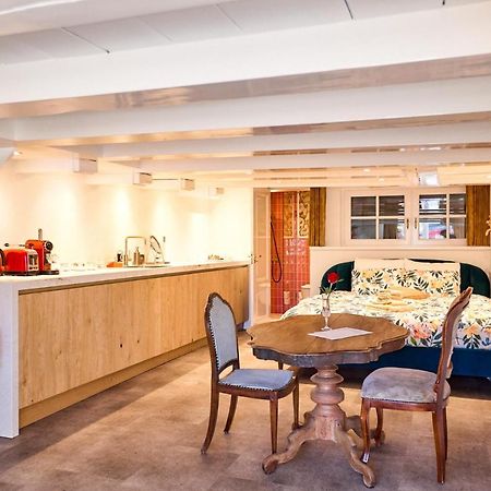 Studio Next To Skinny Bridge Near Rembrandtsquare أمستردام المظهر الخارجي الصورة