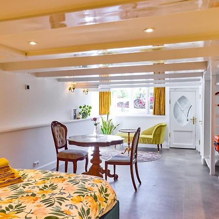 Studio Next To Skinny Bridge Near Rembrandtsquare أمستردام المظهر الخارجي الصورة