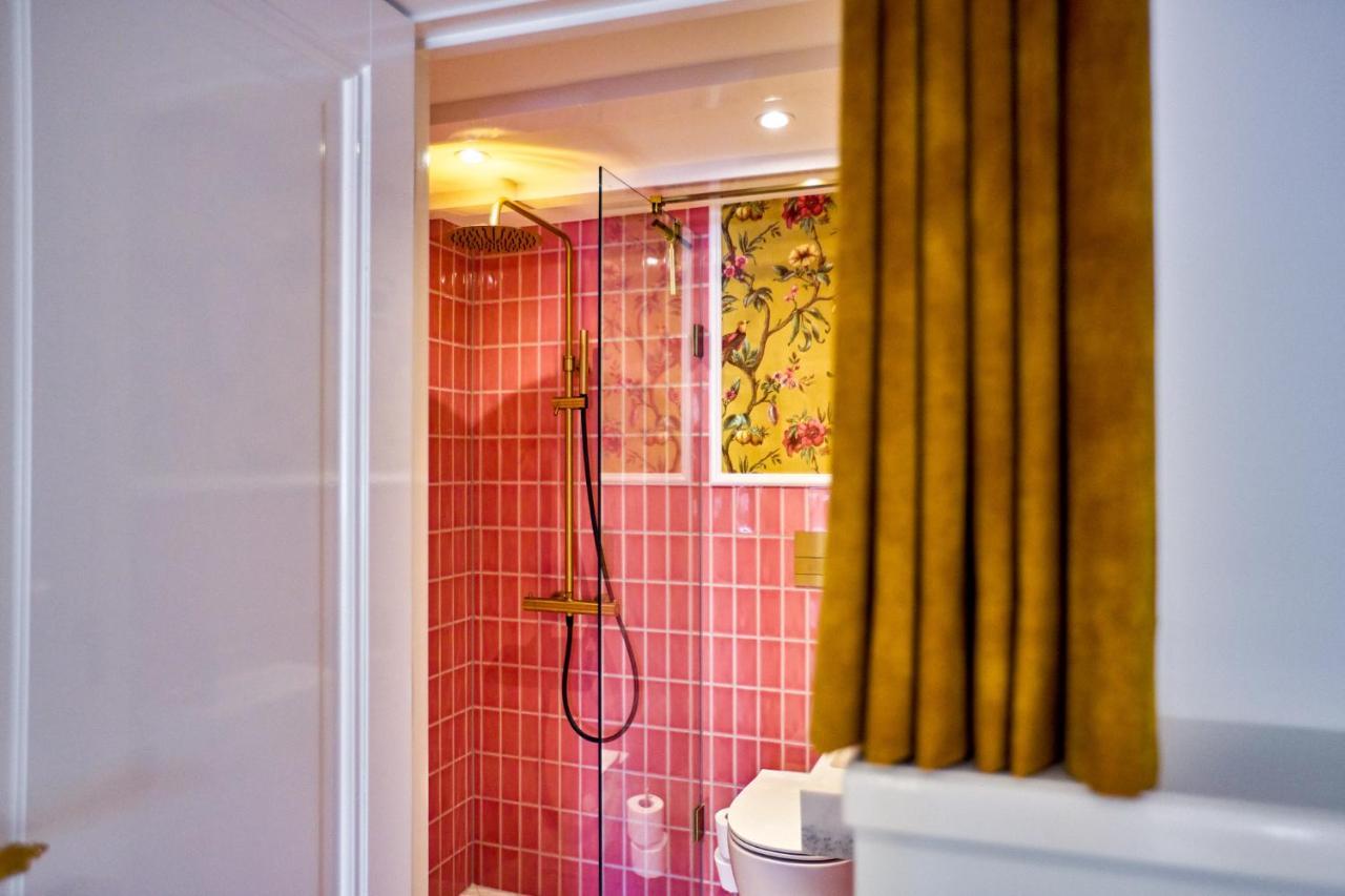Studio Next To Skinny Bridge Near Rembrandtsquare أمستردام المظهر الخارجي الصورة