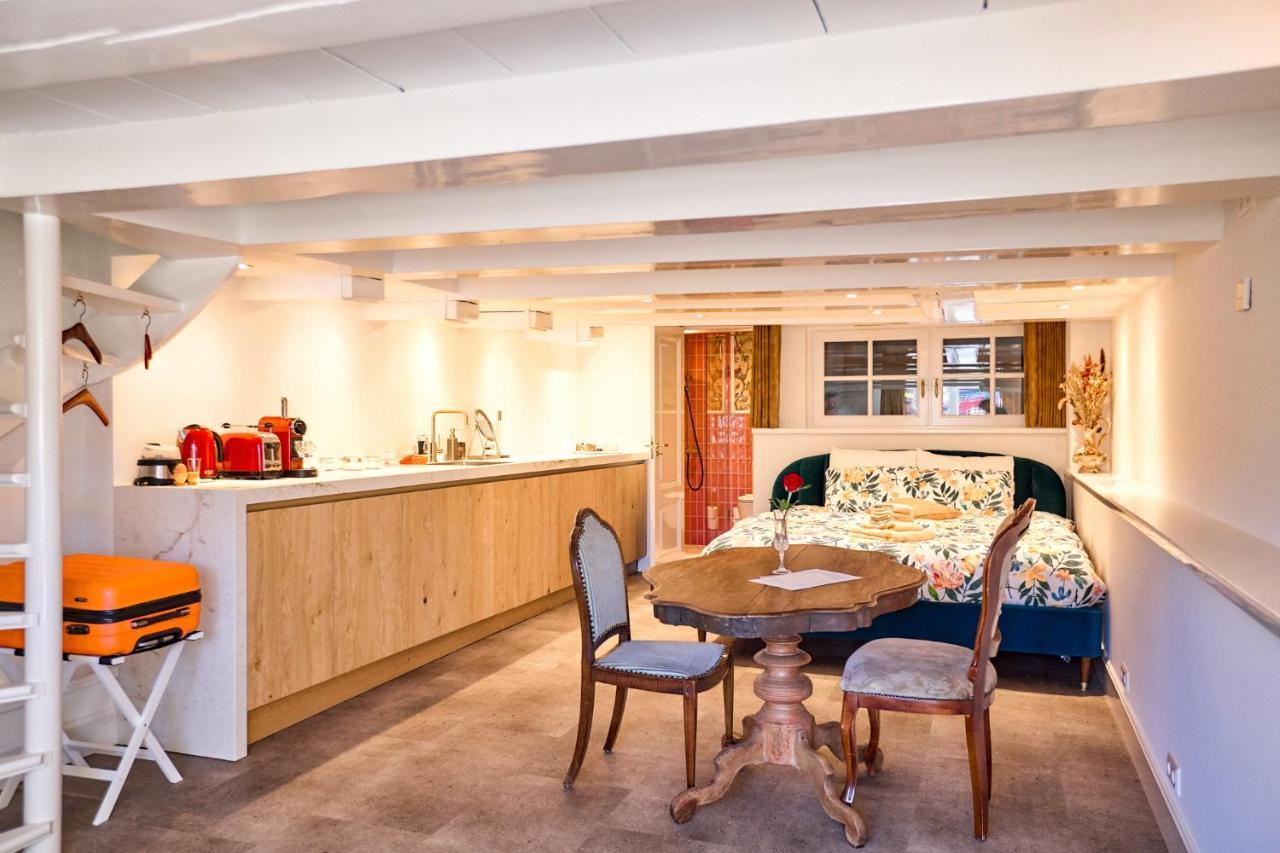 Studio Next To Skinny Bridge Near Rembrandtsquare أمستردام المظهر الخارجي الصورة