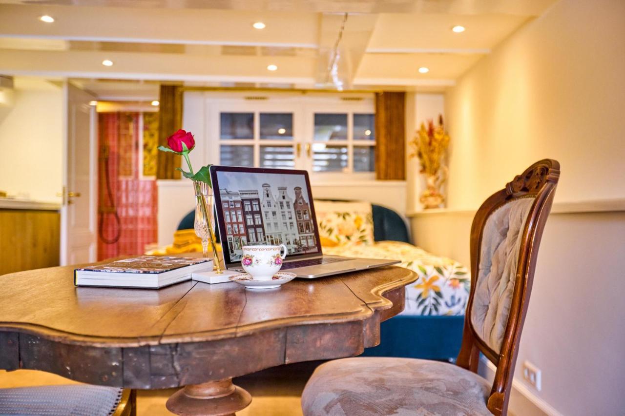 Studio Next To Skinny Bridge Near Rembrandtsquare أمستردام المظهر الخارجي الصورة